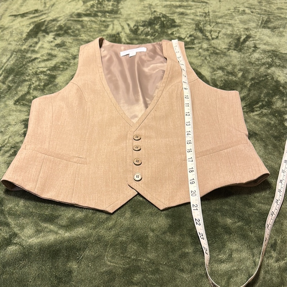 Suit - Picture 6 of 8